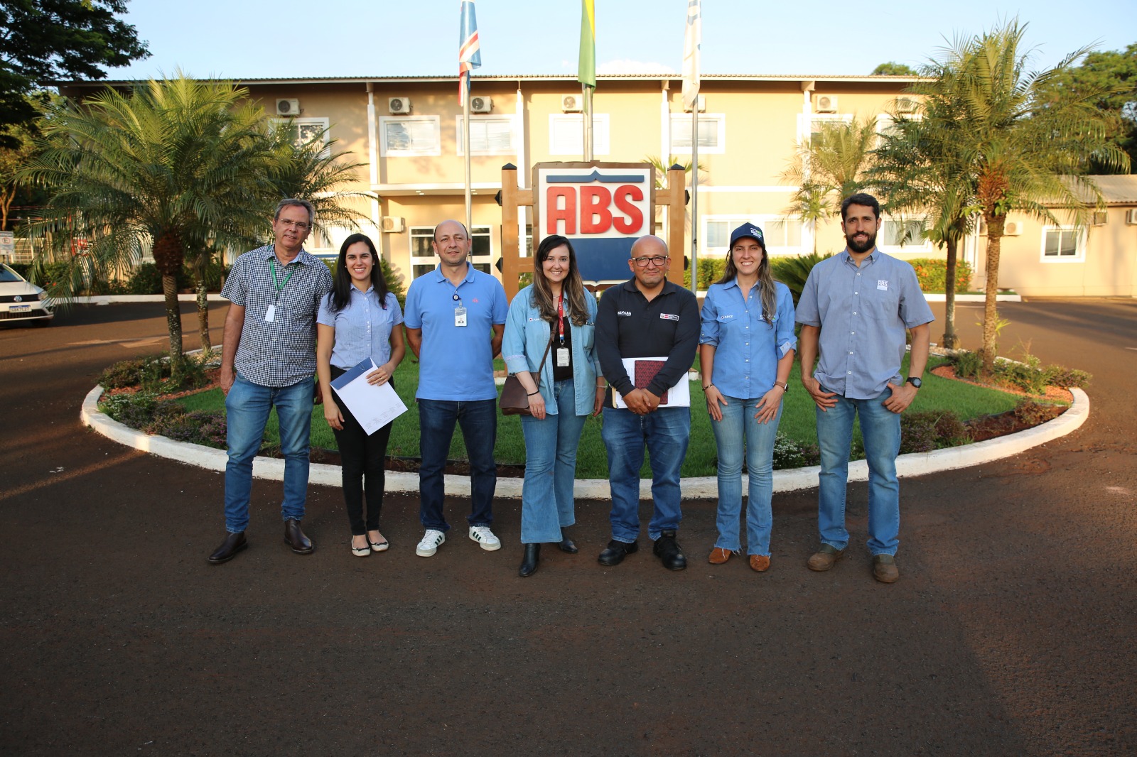 Representantes Do Peru Visitam O Brasil Para Habilitar Exportações De ...